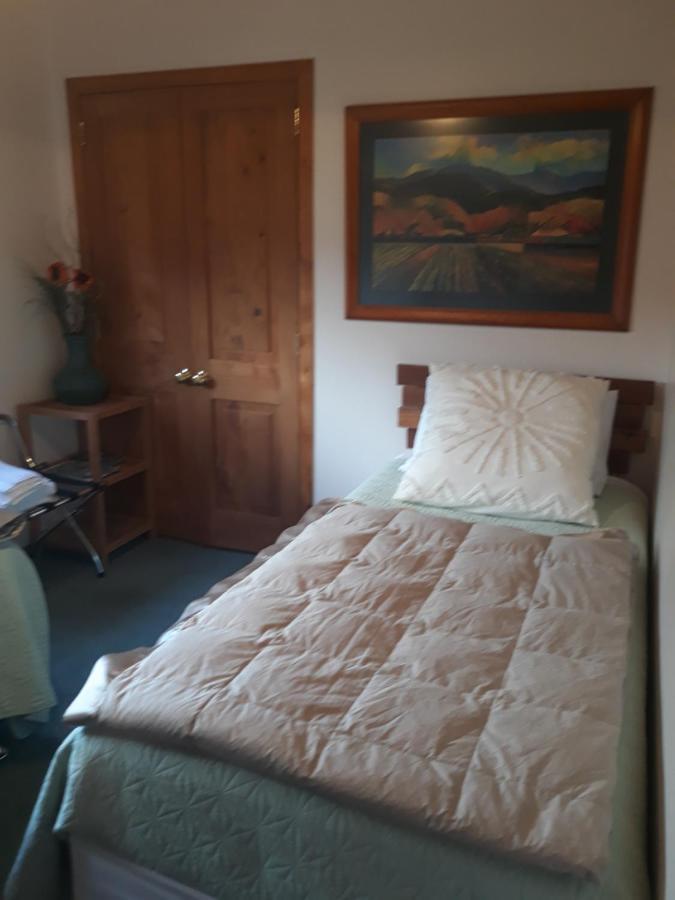 Rural Palms Bed & Breakfast Haruru Exterior photo